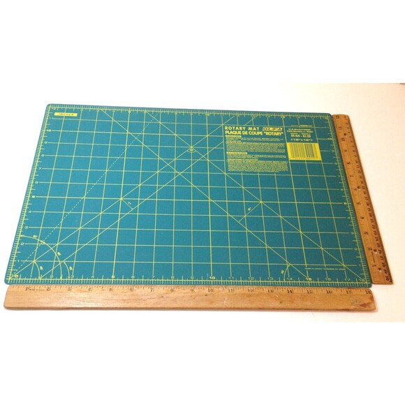 OLFA 12 x 18 Rotary Cutting Mat RM-CG Model #9880 - Picture 5 of 9